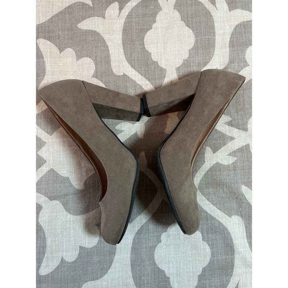 Chinese Laundry Nude Chunky Suede Look Heels Sz 7.5 Office Classic - Picture 3 of 6
